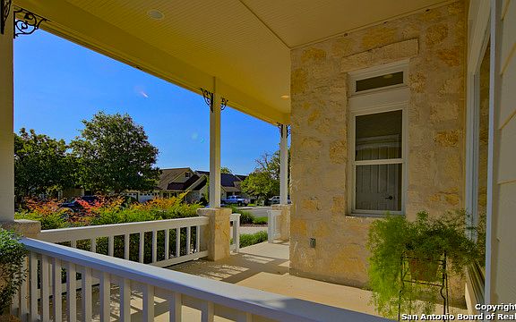 4th image of 110 Serenity Dr