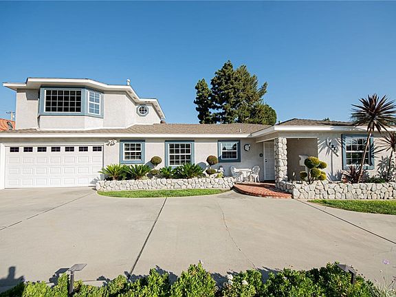2nd image of 8312 California Ave