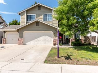 1518 Ullrey Ave, Escalon, CA 95320