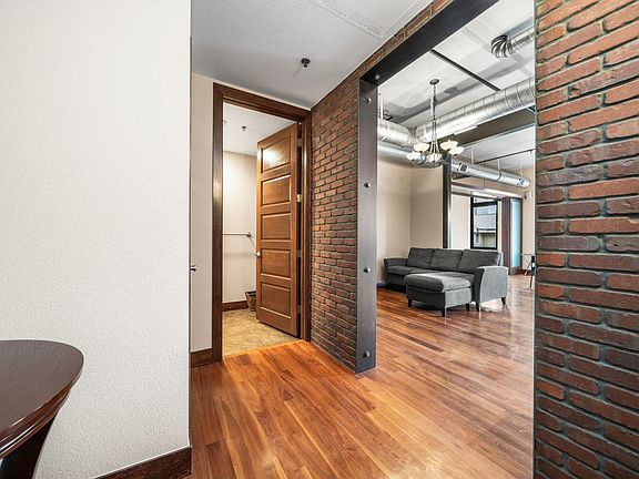 3rd image of 210 W Magnolia St #360