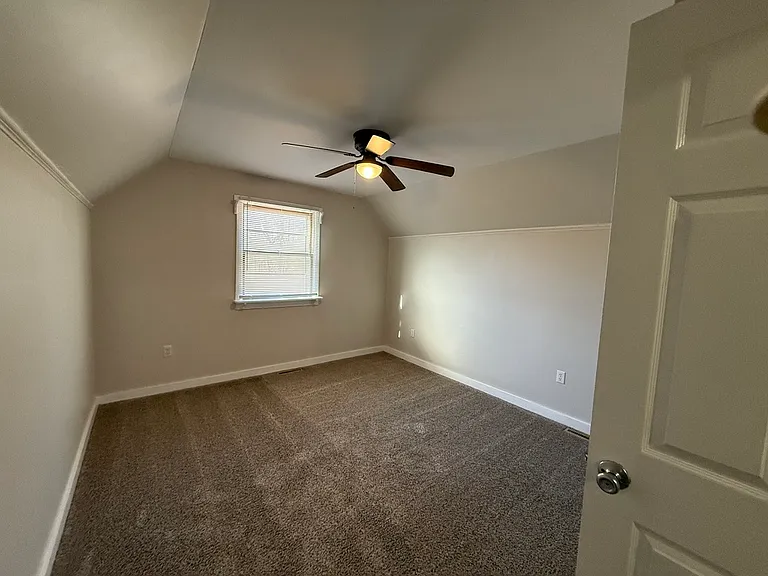 2748 Turkey Point Rd #1 — Photo 13