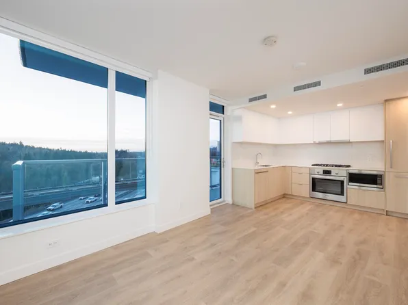 308 Alderson Ave #802, Coquitlam, BC V3K 1W2