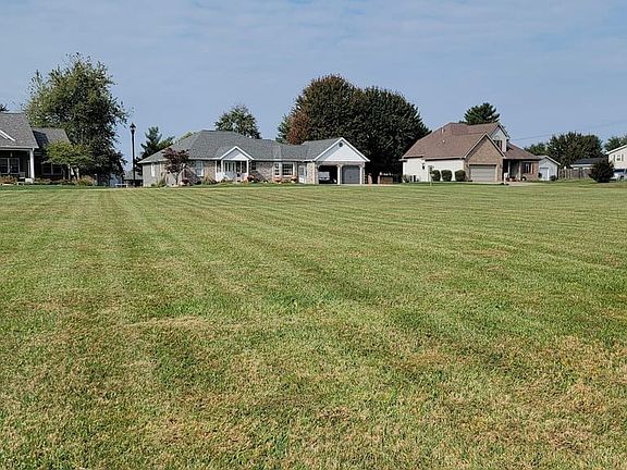 4th image of 329 Meadow Ln