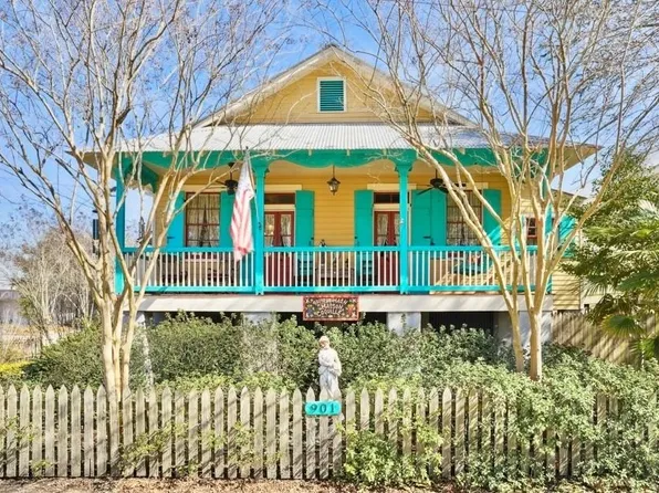 901 Main St, Madisonville, LA 70447