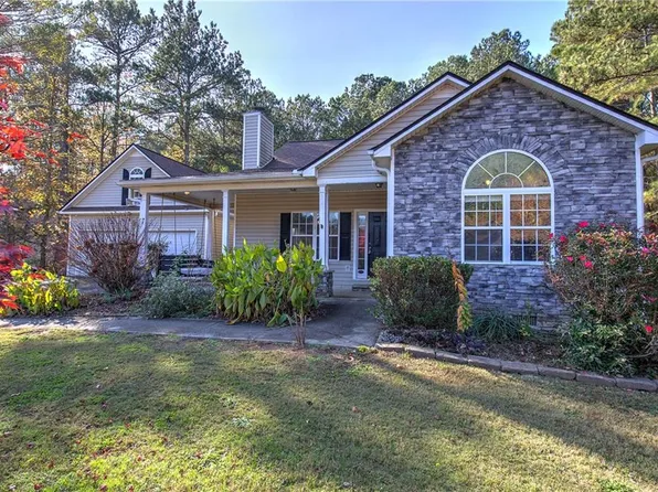 92 Greatwood Dr, White, GA 30184