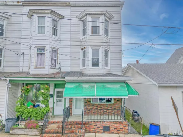 107 W High St, Coaldale, PA 18218