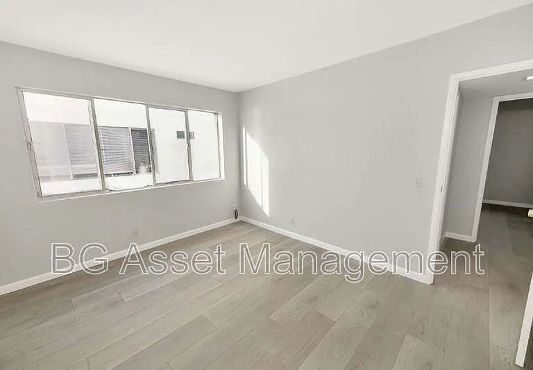 10 Lee St #4 — Photo 15