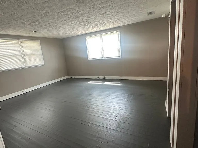 508 West St — Photo 5