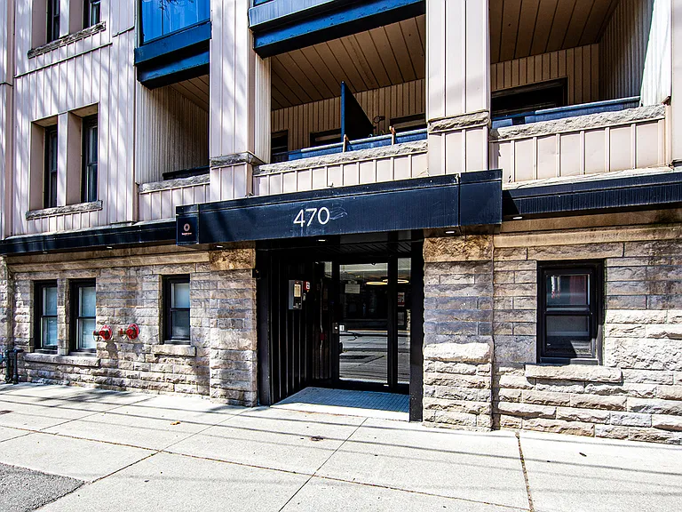 470 Roncesvalles Ave — Photo 10