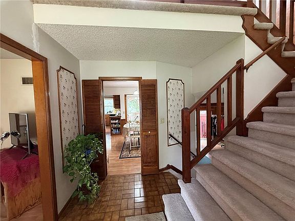 2nd image of 11201 W 114th St