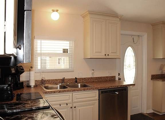 5th image of 12 Banza Ct