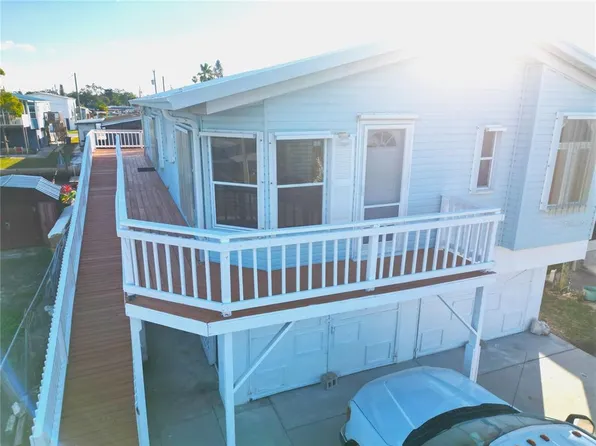 6814 Gull Ln, Hudson, FL 34667