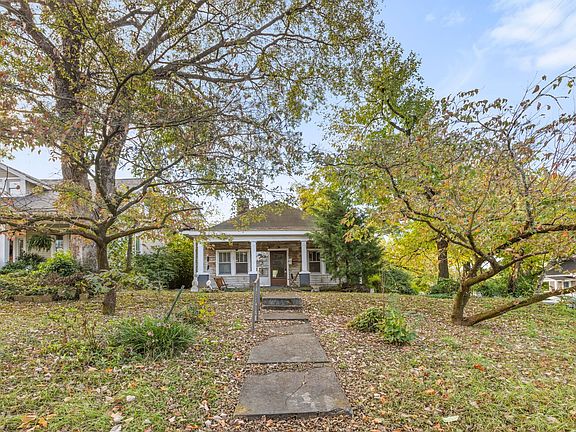 2nd image of 4811 Elkins Ave