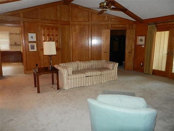 3rd image of 9435 Windy Knoll Dr