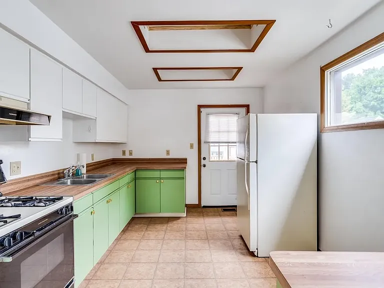 5337 Carthage Ave — Photo 8