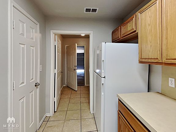 5th image of 524 N Brentwood Ave #A