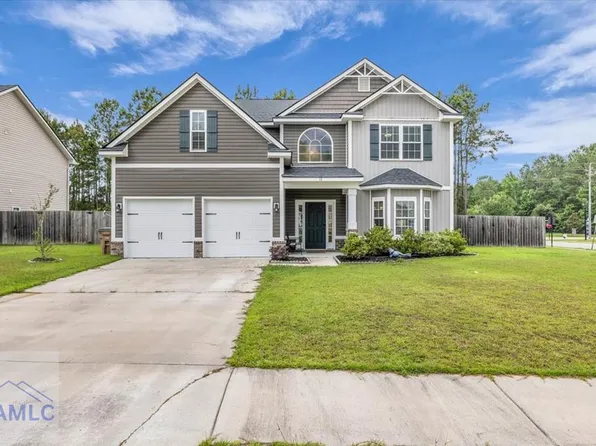 13 Blaze Cir, Hinesville, GA 31313