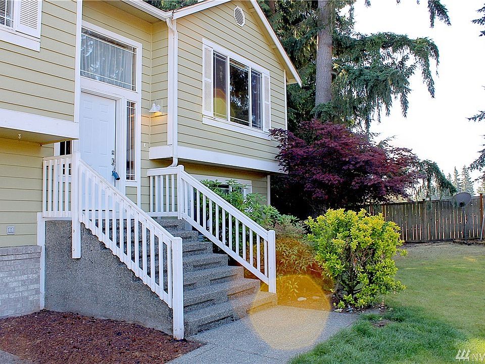 1st image of 24805 107th Avenue Ct E
