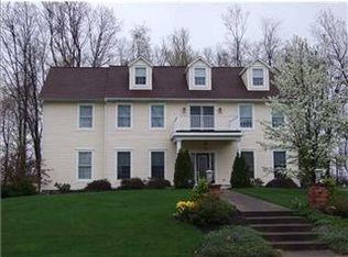 214 Oakview Dr, Prospect, PA 16052