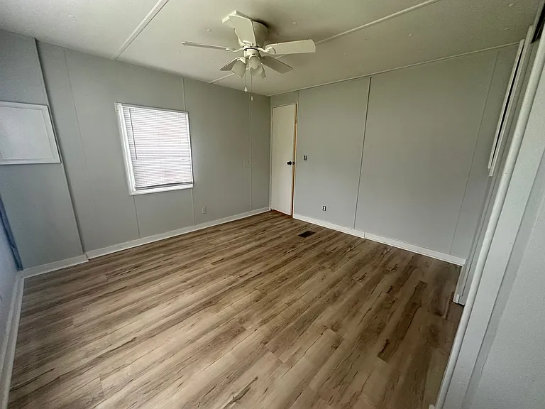 2430 Catherine Lake Rd #3 — Photo 16