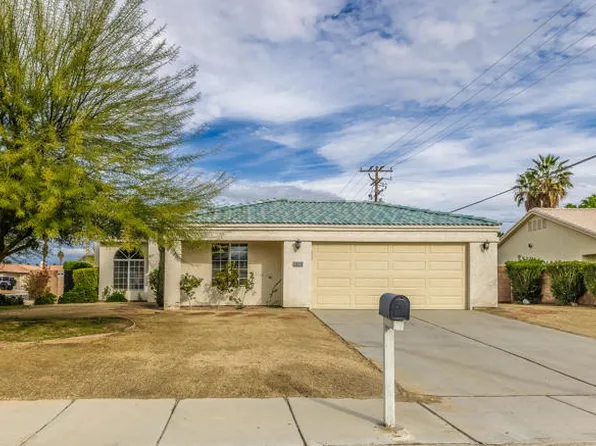 68090 Santelmo Rd, Cathedral City, CA 92234