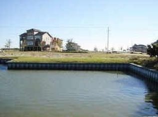 1 Loggerhead, Hitchcock, TX 77563