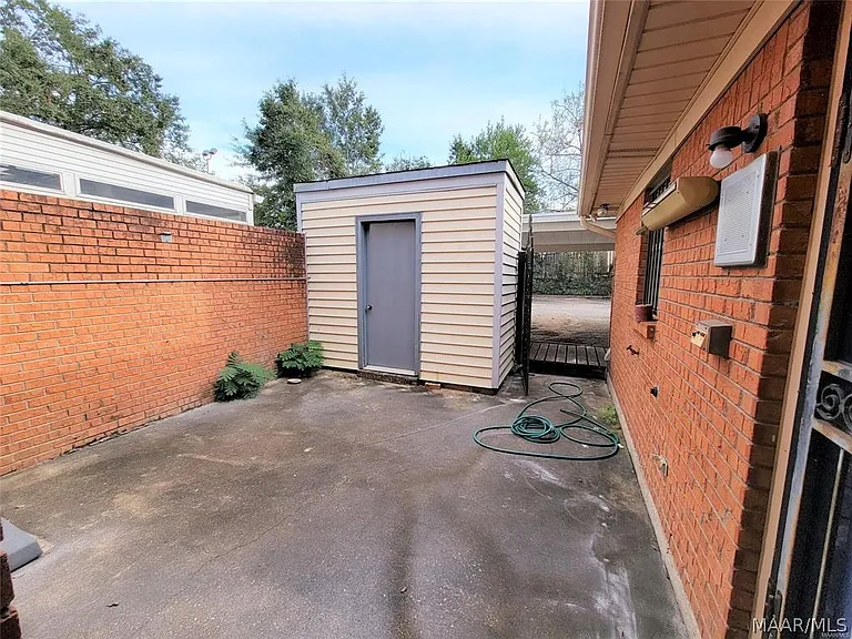 4046 Camellia Dr — Photo 20