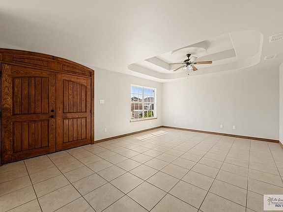 3rd image of 803 W Garfield Ave