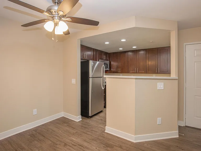 River Ridge Apartment Homes — Photo 13