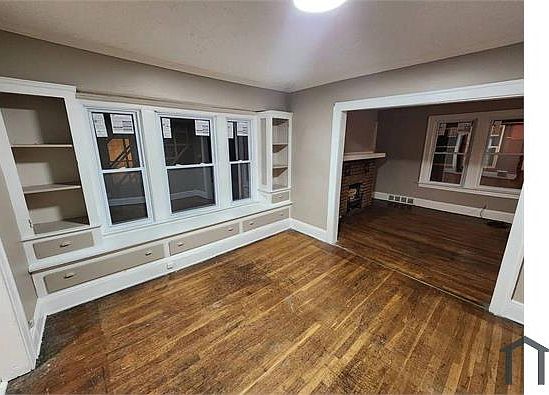 2nd image of 3658 E 143rd St #1