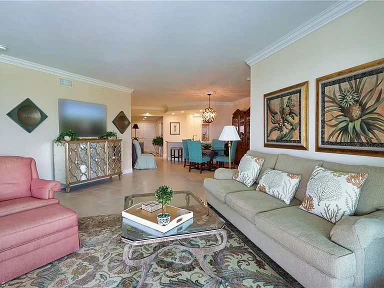 60 Seagate Dr #402 — Photo 5