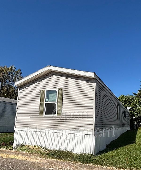 1st image of 242 Kathy Cir
