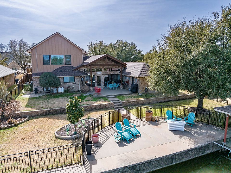 1st image of 2325 River Rd