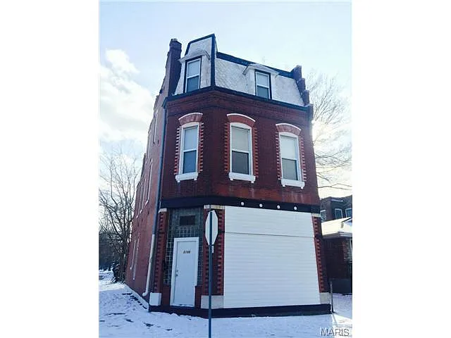 3100 Mount Pleasant St photo 1