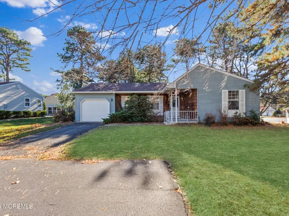 19 Dartmouth Street, Whiting, NJ 08759