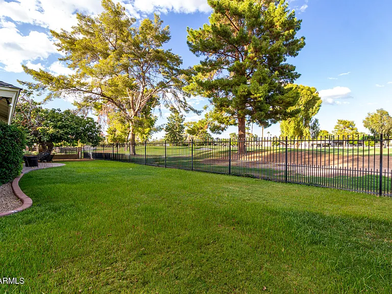14425 N Coral Gables Dr — Photo 57
