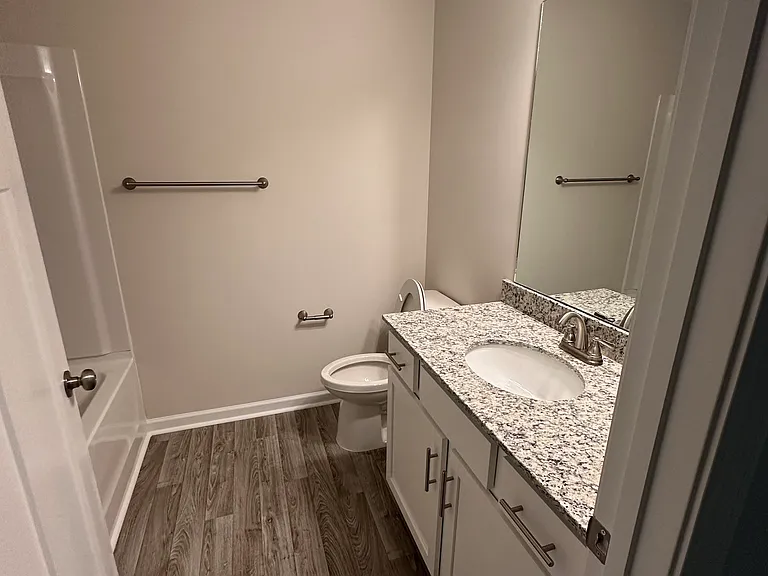 1114 Crescent Moon Loop — Photo 11