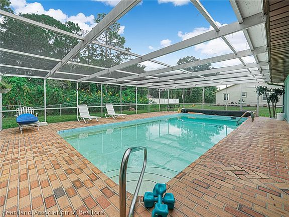 4th image of 5112 Kay Ln