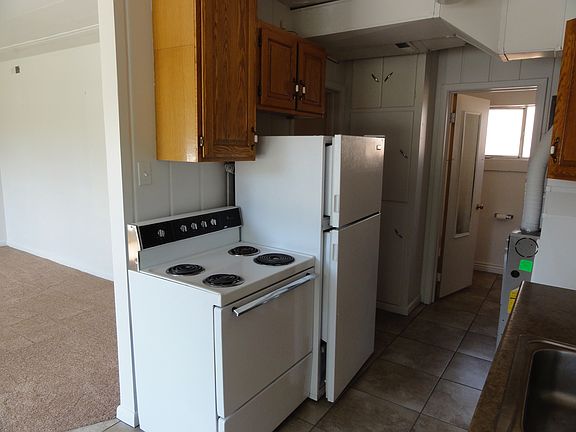 5th image of 423 E 5600 S #111