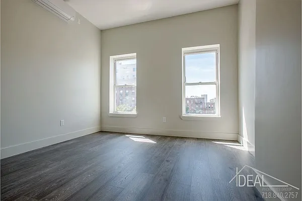 Rented by Ideal Properties Group | media 4