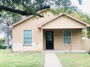 801 Trinity St, Cleburne, TX 76031
