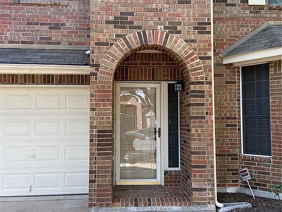 3rd image of 8811 Glen Canyon Dr