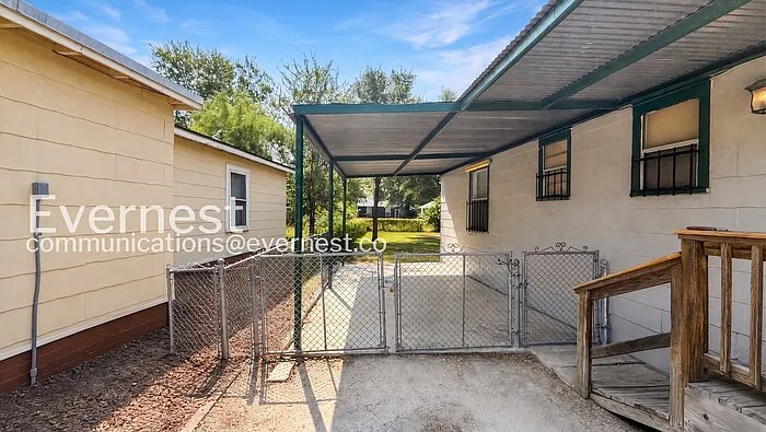 2 bed, 1.0 bath, 789 sqft, $1,195 — Photo 3