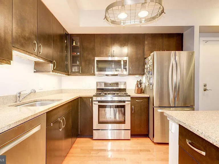 440 L St NW #407 — Photo 6