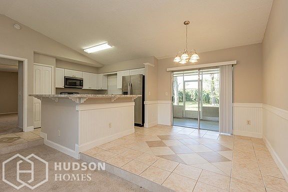 5th image of 2264 Matthew Cir