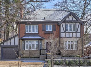 607 Spadina Rd, Toronto, ON M5P2X1