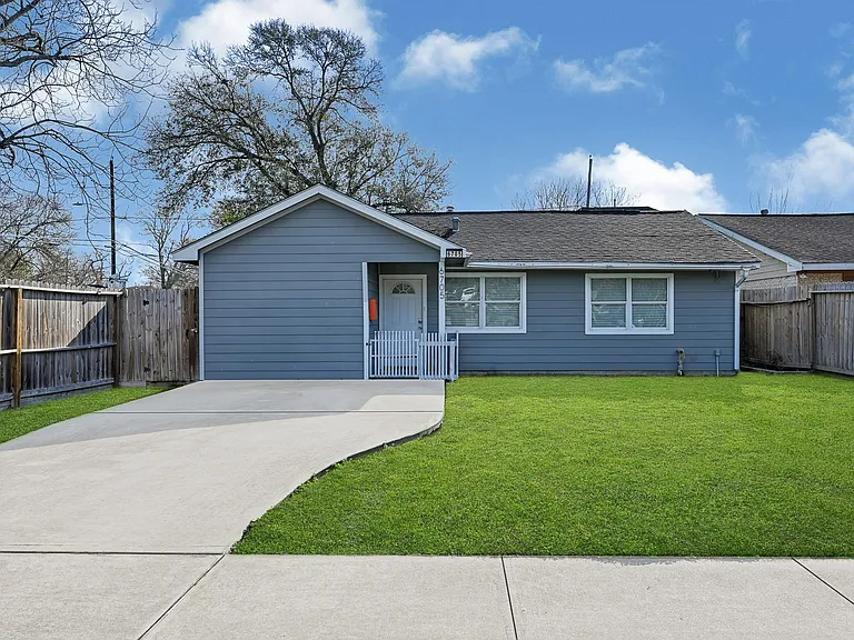 6705 Sherwood Dr — Photo 13