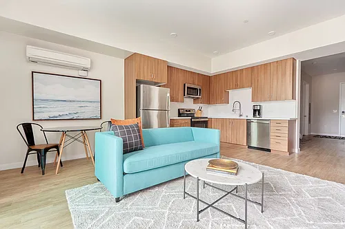 Floor plan 405