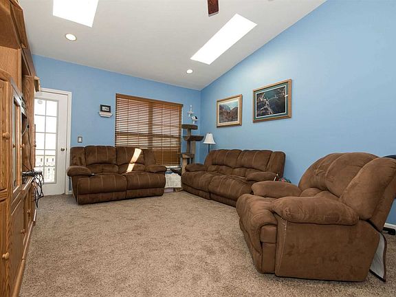 5th image of 113 Constantine Way