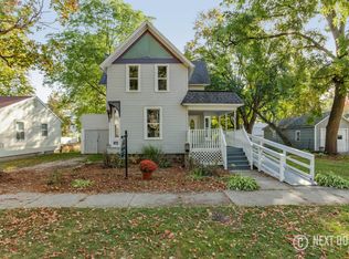 912 6th Ave, Lake Odessa, MI